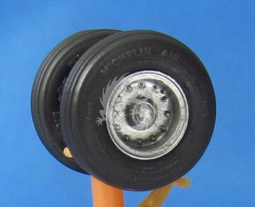  B-1B Lancer. Wheels (Revell) Metalic Details MDR48228 skala 1/48