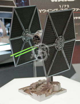 Tie Fighter Bandai skala 1/72 Star Wars