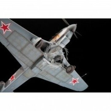 Soviet Fighter Yak-9D Zvezda 4815 1/48
