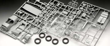 Aston Martin Ulster - Revell 07751 skala 1/32 