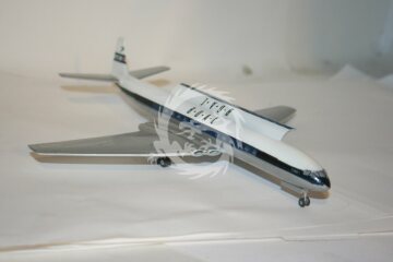 Zestaw De Havilland Comet + pojazdy Hawk HL512 skala 1/144