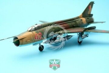 Model plastikowy Su-17 early ModelSvit 72018 skala 1/72