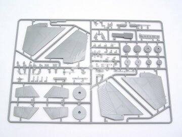 Sukhoi Su-27 Flanker B - Trumpeter 02224 skala 1/32