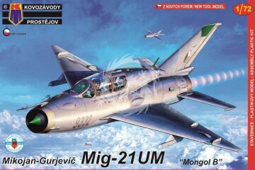 Mikojan-Gurjevič MiG-21UM 