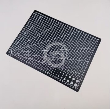 Mata 30*22 Cm Grubość 0,9 Mm