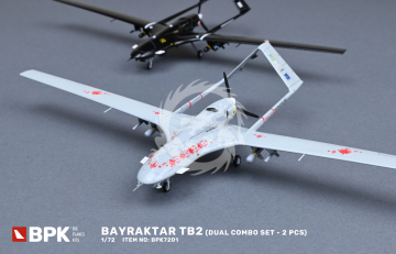 Bayraktar TB2 Dual combo set 2w1 - BPK 7230 skala 1/72