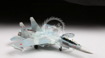 Su-27UB Flanker-C Zvezda 7294 skala 1/72