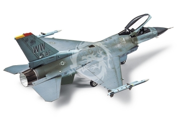 Lockheed Martin F-16CJ [Block 50] Fighting Falcon War Bird Collection Tamiya 60786 skala 1/72