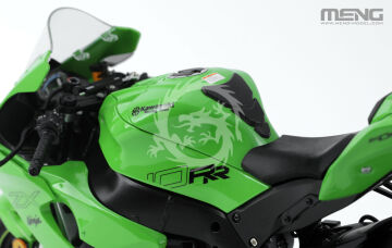  Kawasaki ZX-10RR (Pre-colored Edition) - MENG-Model MT-008s skala 1/9