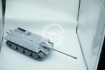  German WWII E-60 Heavy jadge panther late type with 105mm gun - Modelcollect UA35039 skala 1/35