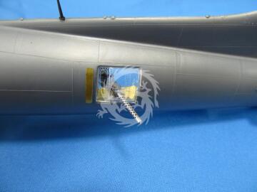 B-17 Exterior Metallic Details MDR4893 skala 1/48