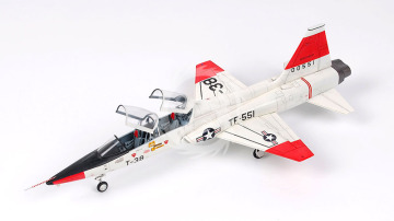 Model plastikowy T-38A Talon 'The White Rocket', Wolfpack WP10012 skala 1/48