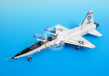 Model plastikowy T-38A Talon 'USAF', Wolfpack WP10001 skala 1/48