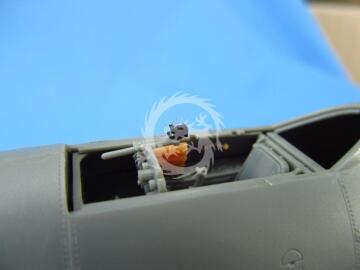 Revi 16B Gunsight Metallic Details MDR4894 skala 1/48