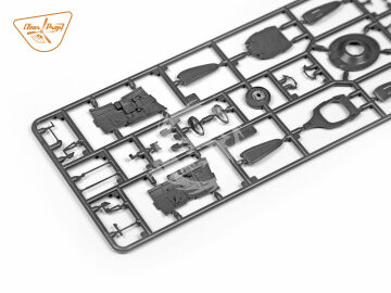 Model plastikowy H-75O Hawk, Clear Prop Models, CP4803, skala 1/48