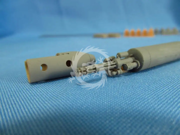 M18 gun pod with M134 Minigun - Metallic Details MDR3212 skala 1/32