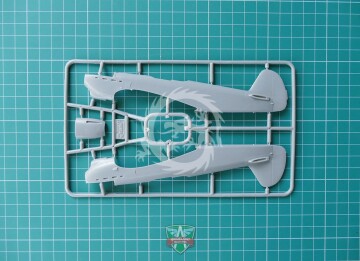 Model plastikowy Yak-1B Soviet fighter, ModelSvit, MSVIT 48001, skala 1/48