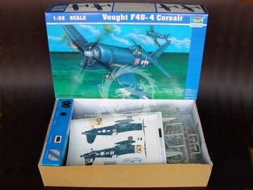 Vought F4U-4 Corsair Trumpeter 02222 1/32