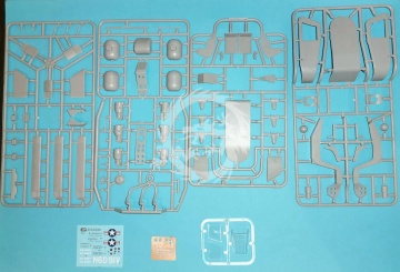 McDonnell Douglas MD-120 Flying Crane AMP 48015 skala 1/48