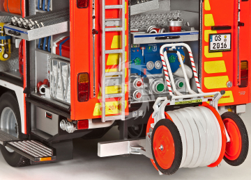 Schlingmann LF 20/16 -  Revell 07404 skala 1/24