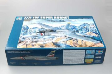 Boeing F/A-18F Super Hornet Trumpeter 03205 skala 1/32