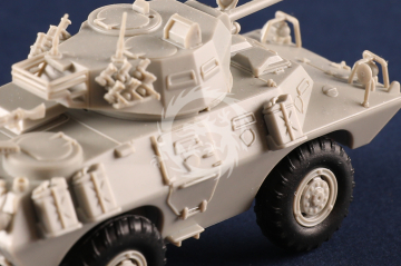  LAV-150 APC 90mm Mecar Gun - Trumpeter 07442 skala 1/72