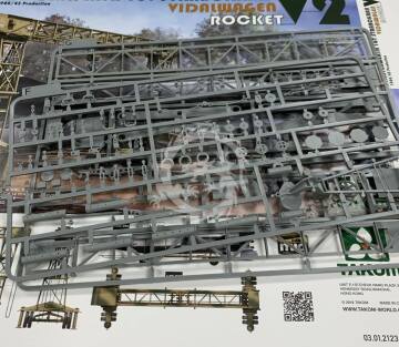 Model plastikowy Stratenwerth 16T Strabokran Vidalwagen V2 Rocket Takom 2123 skala 1/35