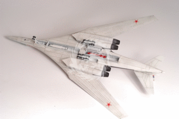 Model plastikowy Russian Strategic Bomber TU-160 Blackjack Zvezda 7002 skala 1/144