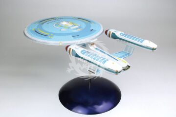 USS Enterprise NCC-1701-C Translucent & Clear Plastic AMT 1332 skala 1/1400