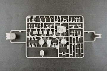 Model plastikowy German Battleship Gneisenau Trumpeter 03714 skala 1/200