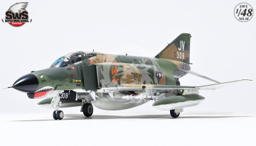 F-4E Phantom II Early Zoukei-Mura SWS48-10 skala 1:48  Nowy model do samodzielnego posklejania i pomalowania, nie zawiera kleju ani farb.