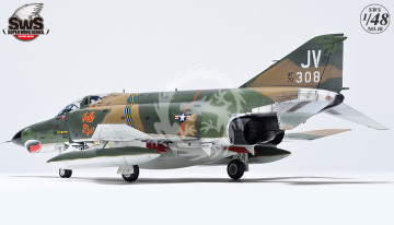 F-4E Phantom II Early Zoukei-Mura SWS48-10 skala 1:48  Nowy model do samodzielnego posklejania i pomalowania, nie zawiera kleju ani farb.