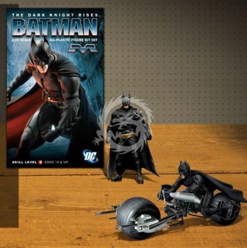 Zestaw figurek Batmana z The Dark Knight - Moebius 937 skala 1/25