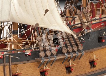 DUŻY Statek piracki Pirate ship Revell 05605 skala 1/72