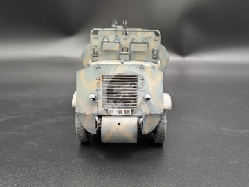 Schutzenpanzerwagen U304(f) mit 2 cm Flak 38-early version -  KM Model KM-72008 Wydruk 3D skala 1/72 