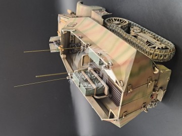 Leichter Schutzenpanzerwagen P-107 U-304(f) - Km Model KM-35002 skala 1/35 