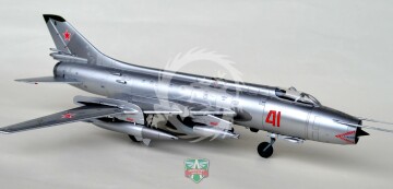 Model plastikowy Su-17M ModelSvit 72011 skala 1/72