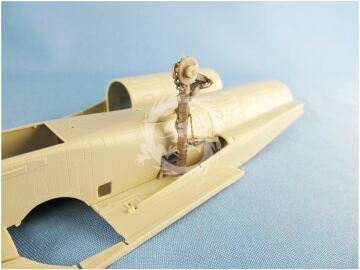 Su-27. Landing gears -Kitty Hawk MDR48143 skala 1/48