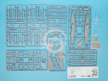 Hawk 200 light multirole fighter A&A Models 7229 skala 1/72