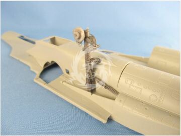 Su-27. Landing gears -Kitty Hawk MDR48143 skala 1/48