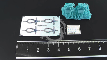 NA ZAMÓWIENIE - Pilot Seats for UH-60 Black Hawk, SH-60 Seahawk, MH-60 Late Version - Metallic Details MDR72118 skala 1/72