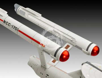 Dźwięk i światło Enterprise NCC-1701 Revell 00454 skala 1/600