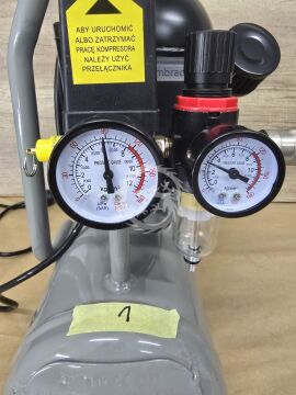 Profesjonalny cichy kompresor bezolejowy do malowania aerografem