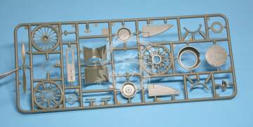 Model plastikowy Curtiss-Wright AT-9 Jeep Dora Wings DW48043 skala 1/48