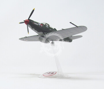 P-39 Airacobra with Swivel Stand - Atlantis 222 skala 1/46