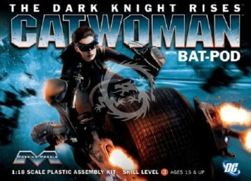 Catwoman with Bat-Pod - The Dark Knight Rises - Moebius Models 0938 1/18