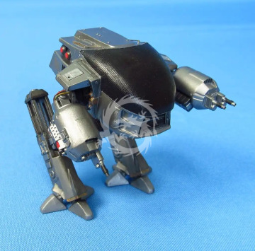 Fighting robot D-209 - Metallic Details MDR3522 skala 1/35