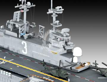 Model plastikowy  USS WASP CLASS Revell 05178 1/700