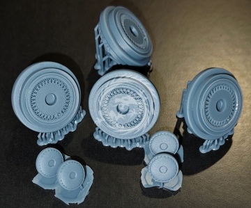 Vaz Lada 2101 wheels + decorative covers - Start43 St139 skala 1/24