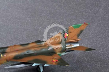 MiG-21MF Fishbed J - Trumpeter  02863 skala 1/48